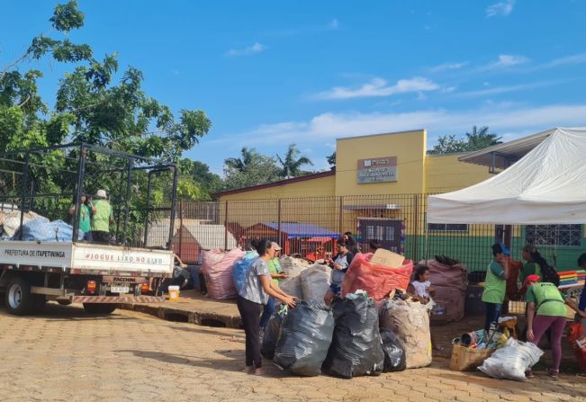 “Câmbio Verde” na vila Judite bate novo recorde e troca 7 toneladas de recicláveis por alimentos em Itapetininga